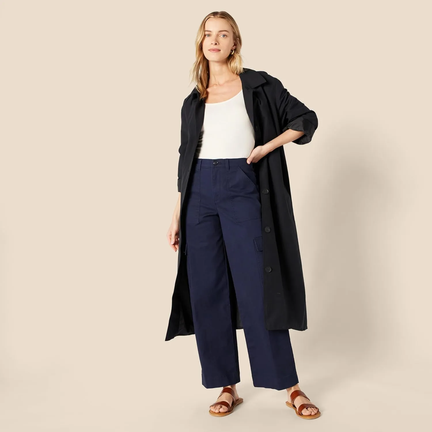 Amazon Essentials Women's High-Rise Regular-Fit Full-Length Cargo Khaki Pant