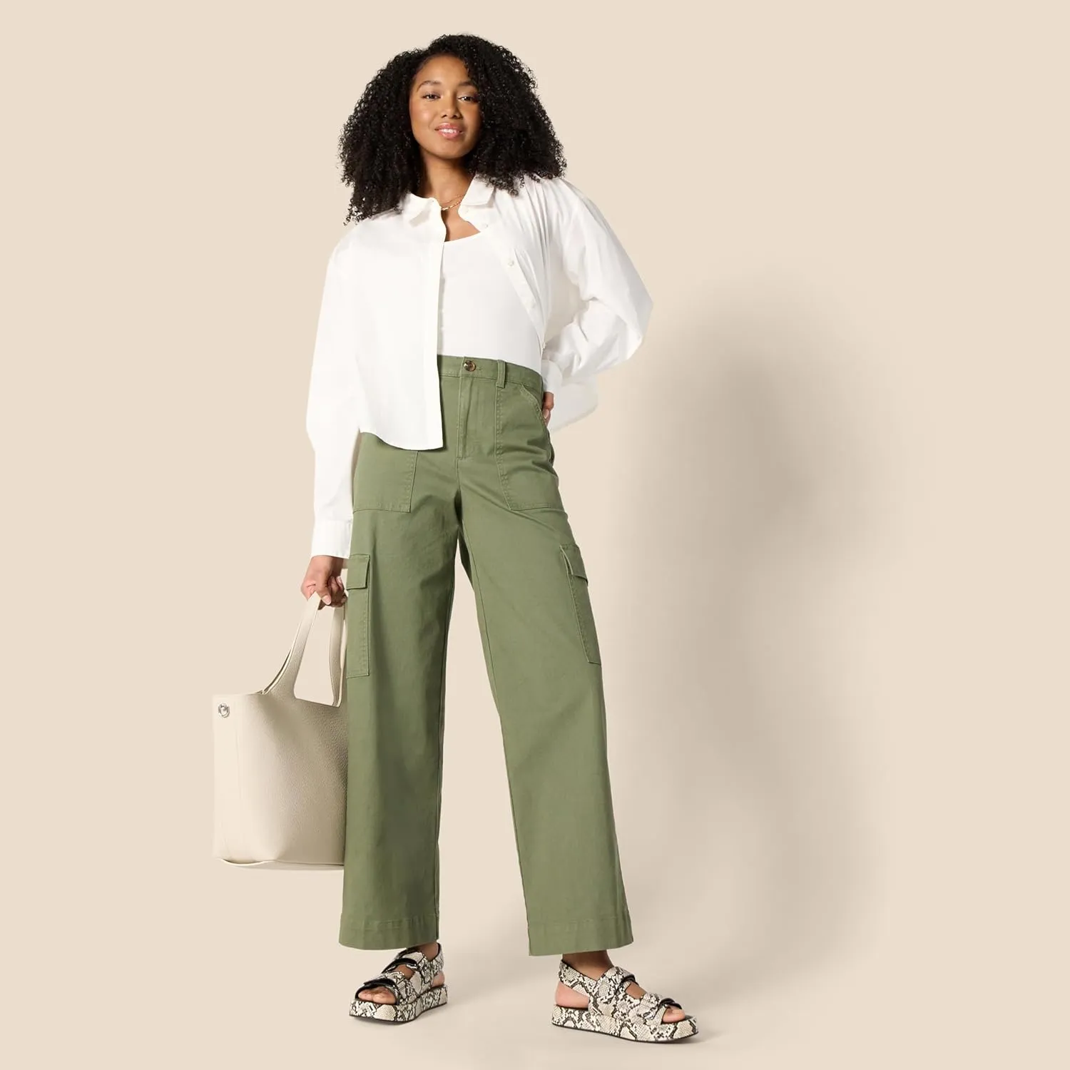 Amazon Essentials Women's High-Rise Regular-Fit Full-Length Cargo Khaki Pant