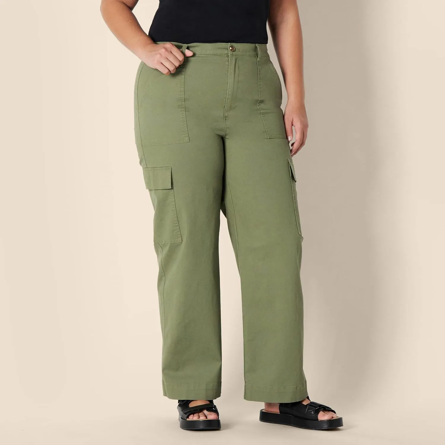 Amazon Essentials Women's High-Rise Regular-Fit Full-Length Cargo Khaki Pant
