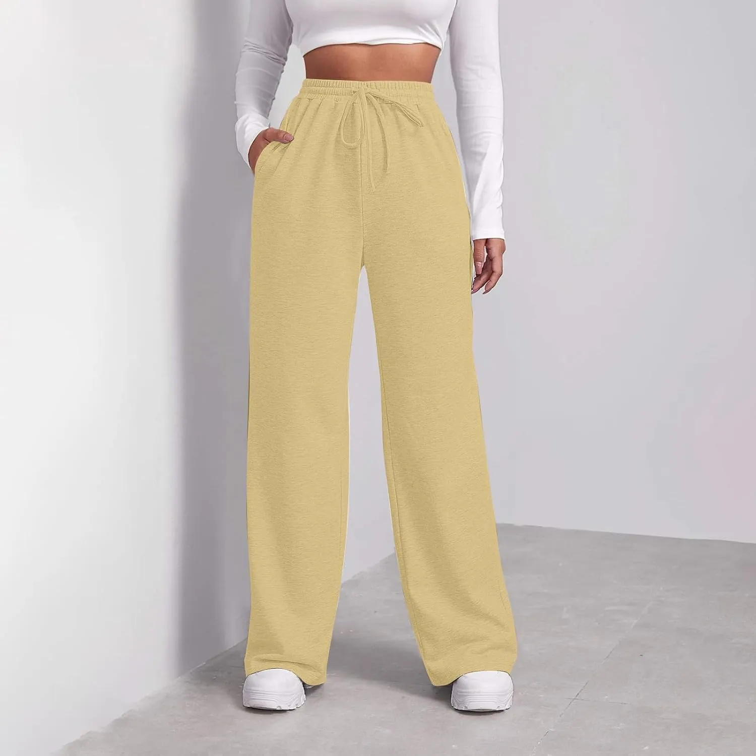 Baggy Wide Leg Sweatpants for Women Fleece Joggers with Pockets Comfy High Waist Lounge Pants Drawstring Sweat Pants