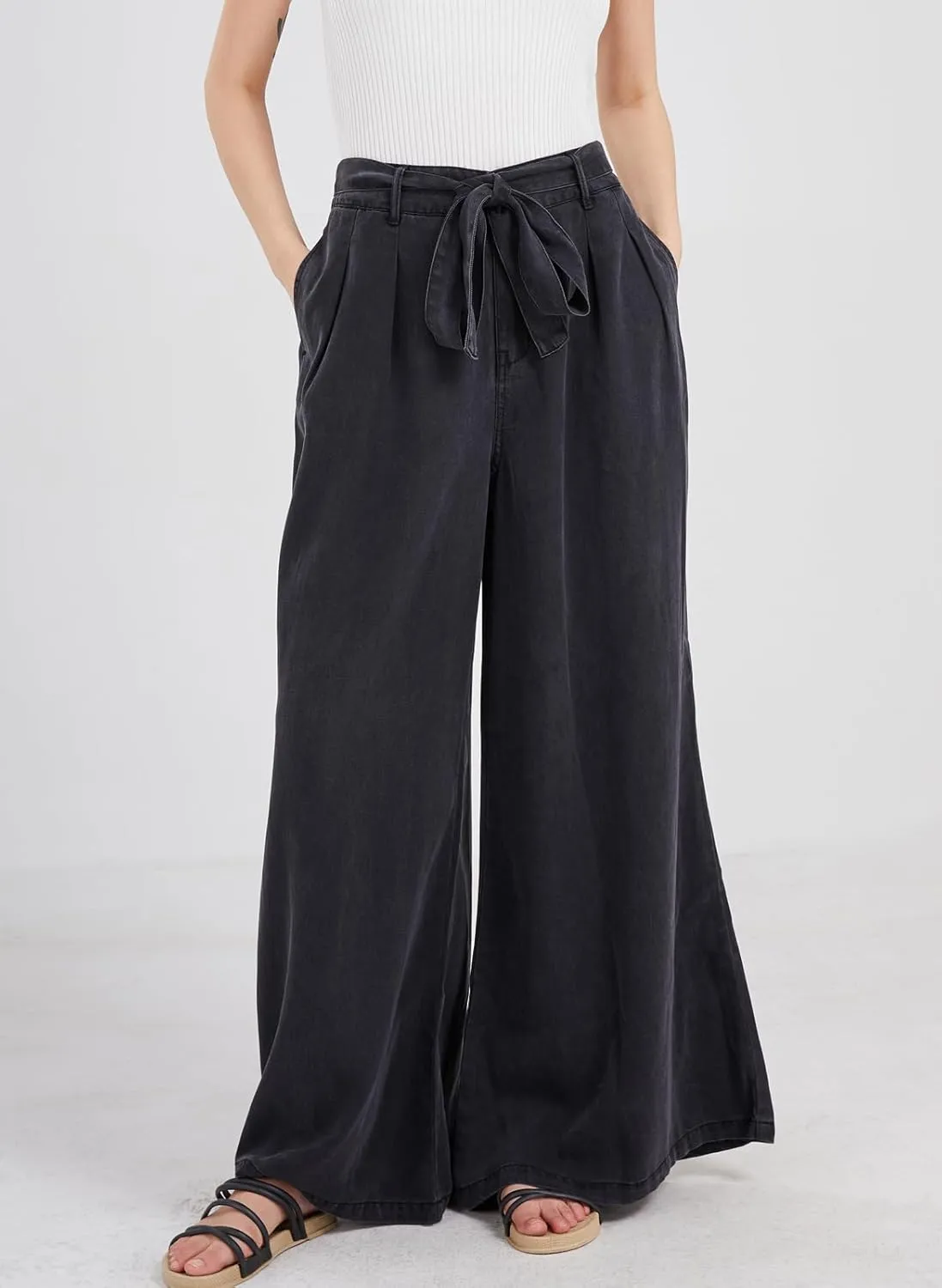 chouyatou Women's Casual Tie Knot Denim Pant High Waist Wide Leg Dressy Jean Pants Palazzo Culottes with Pockets