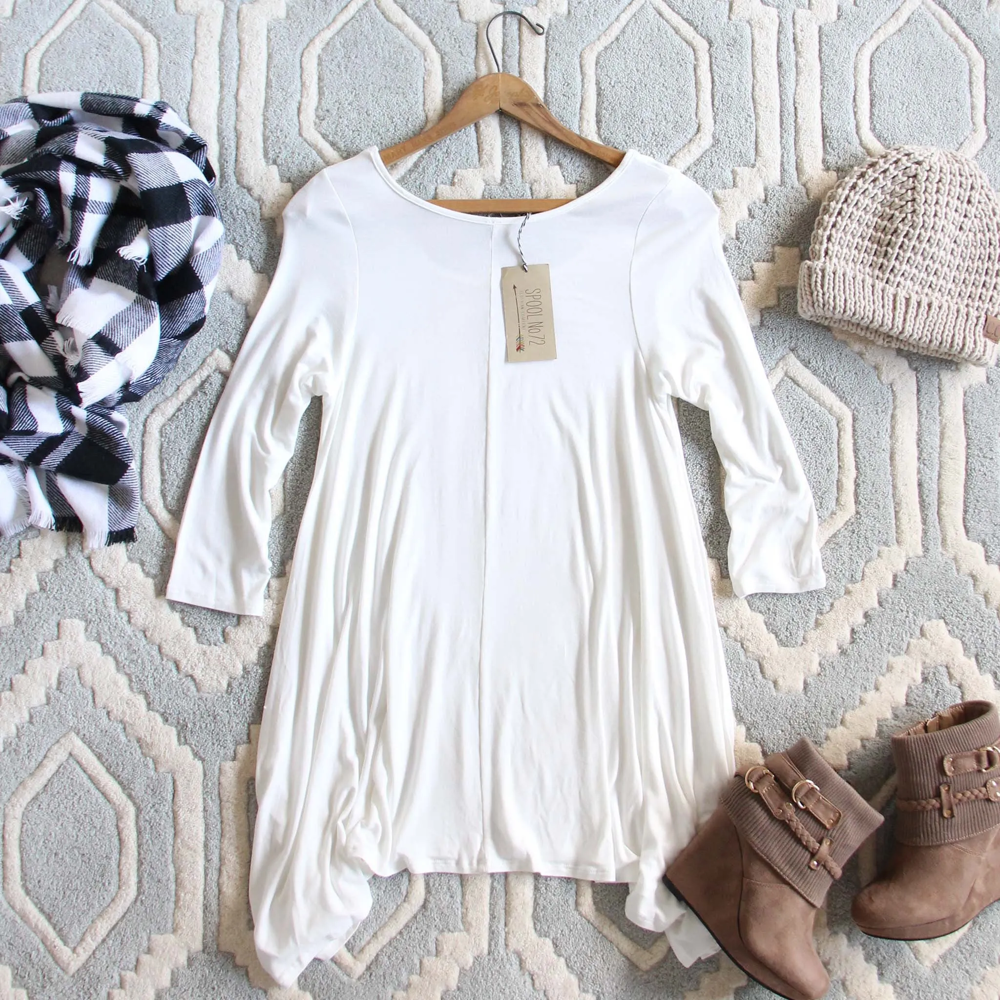 Flurries Basic Tee in White