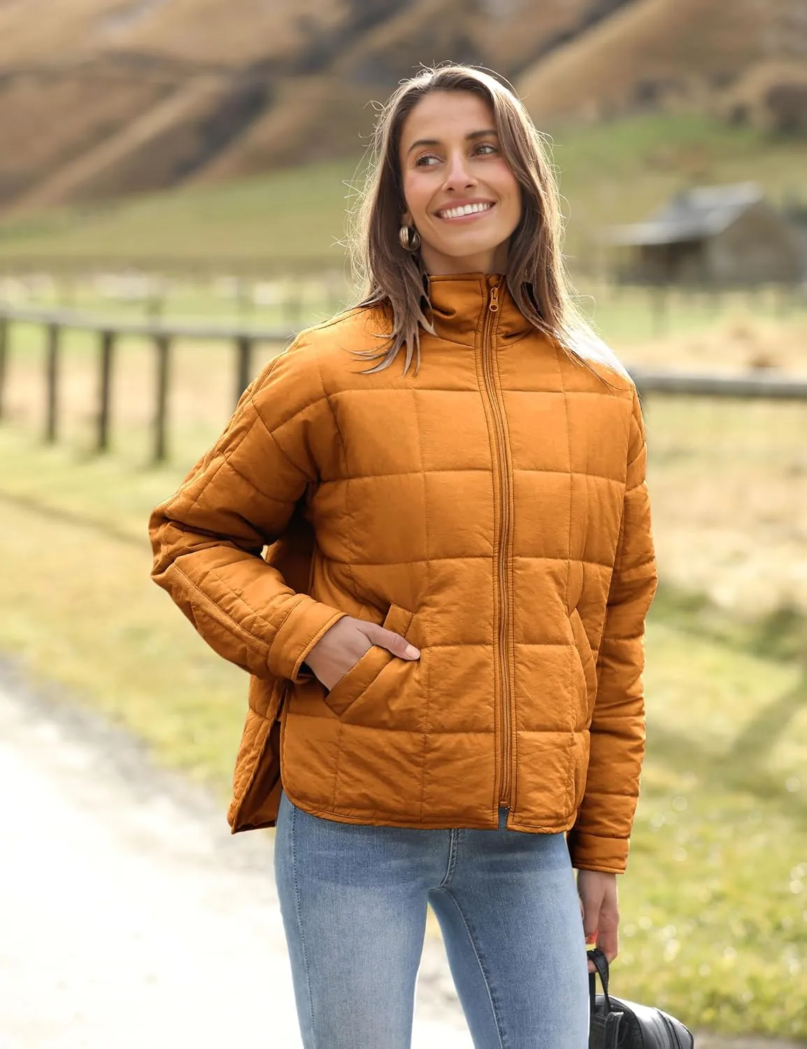 Watashi Women's Packable Puffer Jacket Long Sleeve Full Zip Lightweight Quilted Coat