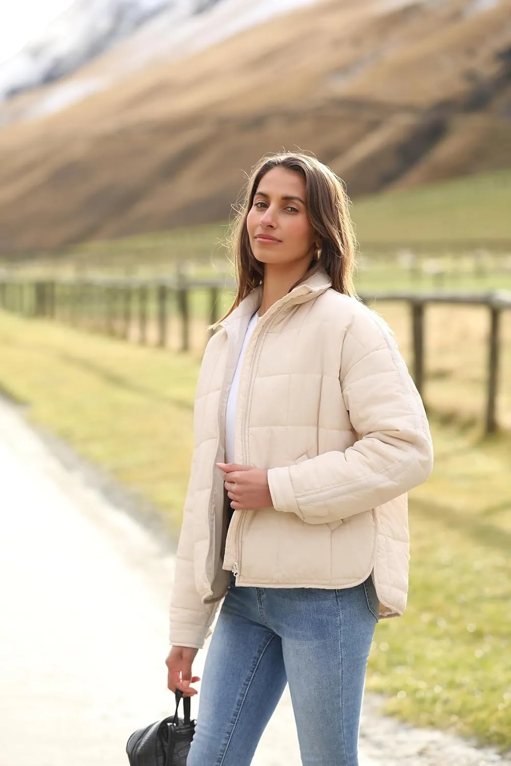 Watashi Women's Packable Puffer Jacket Long Sleeve Full Zip Lightweight Quilted Coat